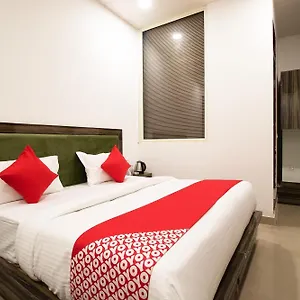 Oyo Flagship 44094 Grand Near Dashrath Puri Metro Station New Delhi