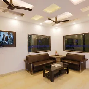 Hotel Dolphin At Delhi Airport ***